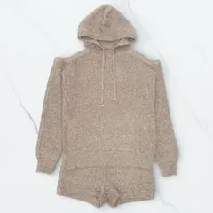 EGOIST エゴイスト セットアップ ベージュ 肩開きニット ショートパンツ