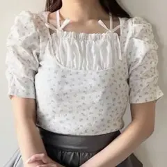 NOMAE リボンフリルレイヤードトップス　ピンク花柄のサムネイル