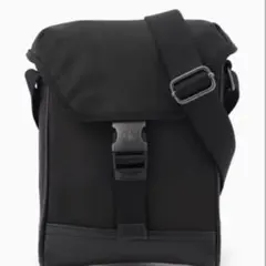 Calvin Klein フラップ レポーターバック ブラック　新品のサムネイル