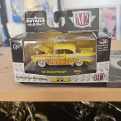 M2マシーン　ムーンアイズ ベルエア　ミニカーのサムネイル