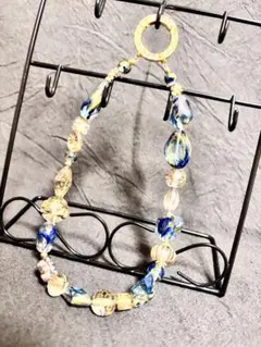 Item thumbnail for item 66806504-712e-48d8-a81b-24073732172e