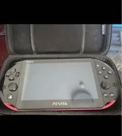 Sony PlayStation Vita2000本体＋ソフト6本＋αのおまけ付