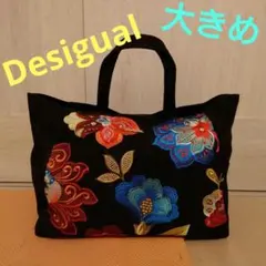 Desigual　トートバッグ　大のサムネイル