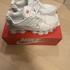 ナイキショックス