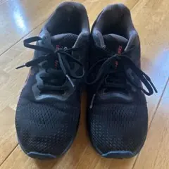 ASICS キッズスニーカー ブラック/オレンジ　24㎝