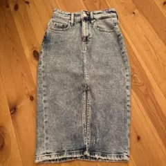 GUESS デニム タイトスカート ケミカルウォッシュのサムネイル