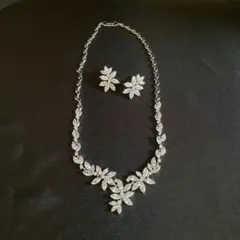 【美品】ネックレス＆イヤリングセット