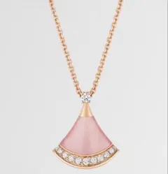 BVLGARI ディーヴァ ドリーム ネックレス　ピンクカルセドニーのサムネイル