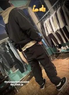 TAKUYA∞着用ズボン UVERworldファッション】 #UVERworld #TAKUYAꚙ が着用している