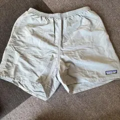 Patagonia ライトグレー ショートパンツ