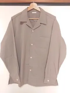 GU　長袖シャツ