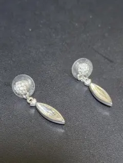 상태좋음 スワロフスキー Ivory ドロップピアス クリスタル シルバー