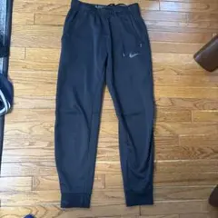 Nike Therma-Fit ジャージパンツ 黒 CH