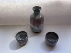 酒器セット 徳利1 ぐい呑み2 陶器 在銘 和食器 お猪口