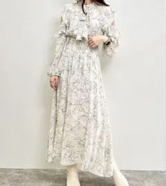 INGNI 肩開き花柄シフォンワンピース