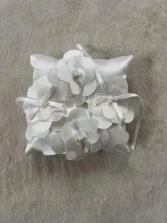 結婚式　リングピロー 白