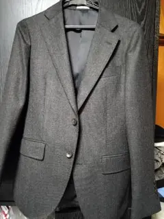 ダークグレー ビジネススーツジャケット　Ｙ４