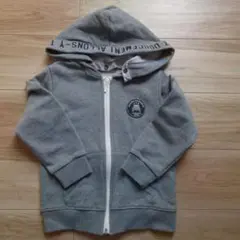 BeBe★パーカー（フード取り外し可）