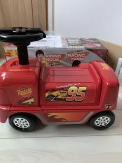 カーズ マックイーンレーシングトレーラー　乗用玩具　箱あり