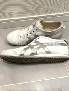 オニツカタイガー　スニーカー