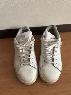 adidas Stan Smith ホワイトスニーカー