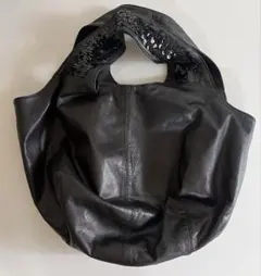 美品 Bejoueld ブラック レザーバッグ スパンコールのサムネイル