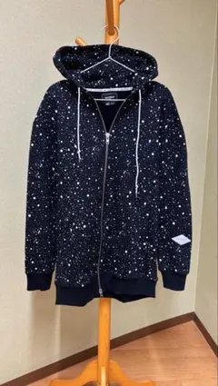 Item thumbnail for item 25dc1d4e-5c31-44d1-a704-01b610e5e351