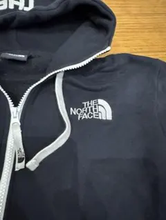 THE NORTH FACE パーカーのサムネイル