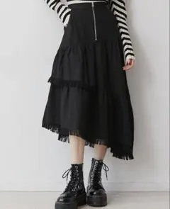 一度のみ着用！ジュエティ　jouetie フリンジティアード　ロングスカート　M