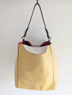 フルラ FURLA ☆レザー トートバッグ☆ イエロー