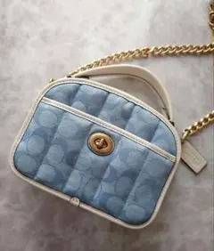 COACH チェーンショルダー ターンロック デニム シグネチャー キルティング