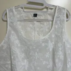 新品レース刺繍入りホワイトタンクトップ 3XL