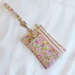 1814 リバティ ベッツィ パープル ピンク GPSケース キーケース - メルカリ