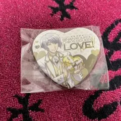 氷の城壁 ハート型缶バッジ ミナト こゆん | Mercari