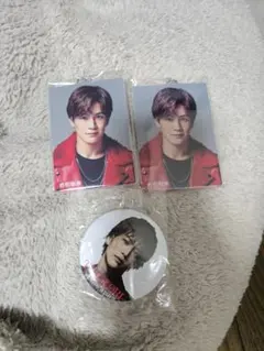 岩田剛典 缶バッジ アクリルキーホルダーセット