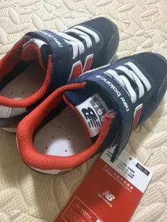 新品未使用ニューバランス　17.5