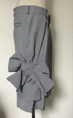 コムデギャルソン 千鳥格子柄ビッグリボン付きハーフパンツ