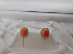 珊瑚 イヤリング ゴールドカラー オーバルのサムネイル