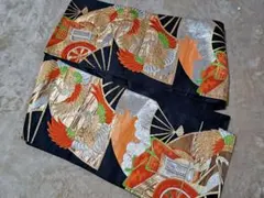 着物☺️鶴。帯。刺繍。レディース。華やか。ゴールド。豪華。