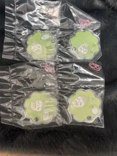 ちいかわ きゃらシャカチャームグミ ちいかわ　4点セット