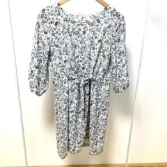 ドゥファミリーワンピース 花柄　長袖