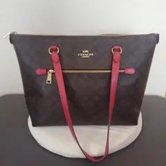 coachトートバッグ赤