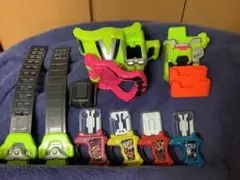 DXゲーマードライバー・キメワザスロットホルダー・ガシャット4本セット