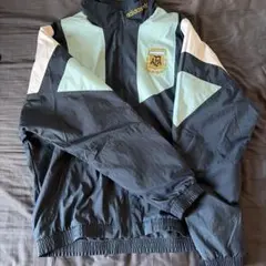 カ*ジ様  スペイン代表 ウインドブレーカー Sサイズ カ*ジ様 adidas スペイン代表 ウインドブレーカー Sサイズ - メルカリ