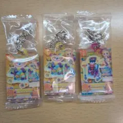 だれでもアイドル活動アクリルチャーム2　新条ひなき