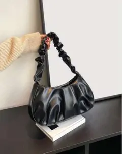 ハンドバック