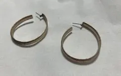 ピアス フープ状 ゴールド