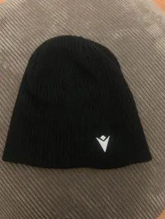 Macron 黒いリブ編みビーニー