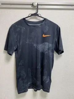 Nike グラフィックプリント Tシャツ Sサイズ