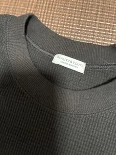 BEAUTY&YOUTH ブラックTシャツ